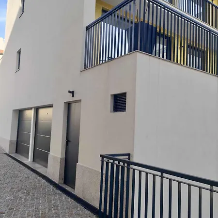 Novíssímo Estudio 24 Cedofeita Ac Olive
