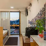 24 Novissimo Estudio Cedofeita Ac Olive 公寓 *