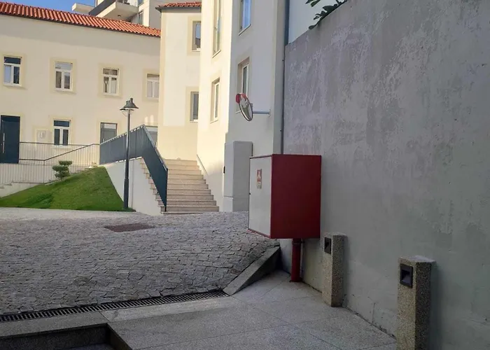 24 Novissimo Estudio Cedofeita Ac Olive * Porto