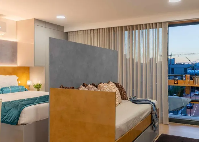 24 Porto Novissimo Estudio Cedofeita Ac Olive דירה פורטו